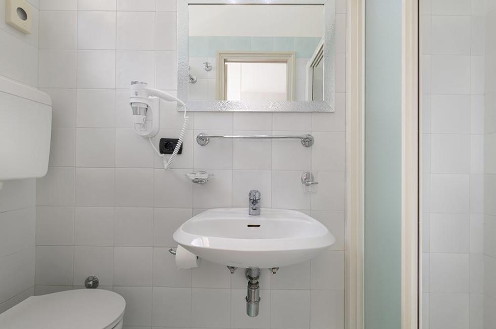 hotelmariaserena en comfort-rooms 022